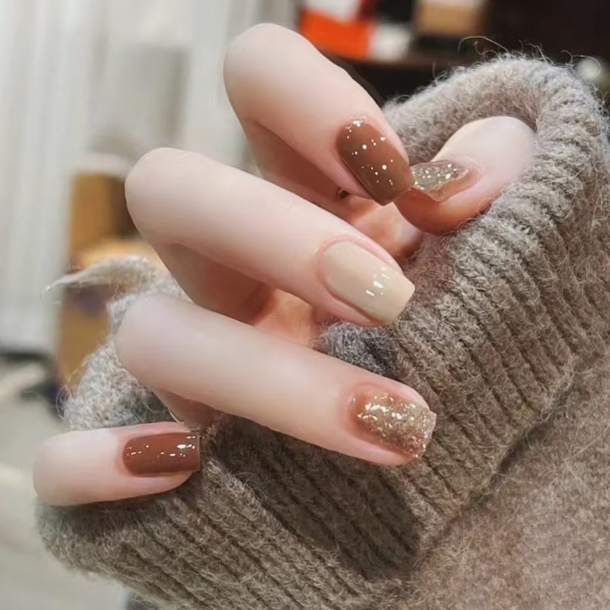 Nail Art Elegant - 24Pcs Caramel Brown Ombre Glitter Stick