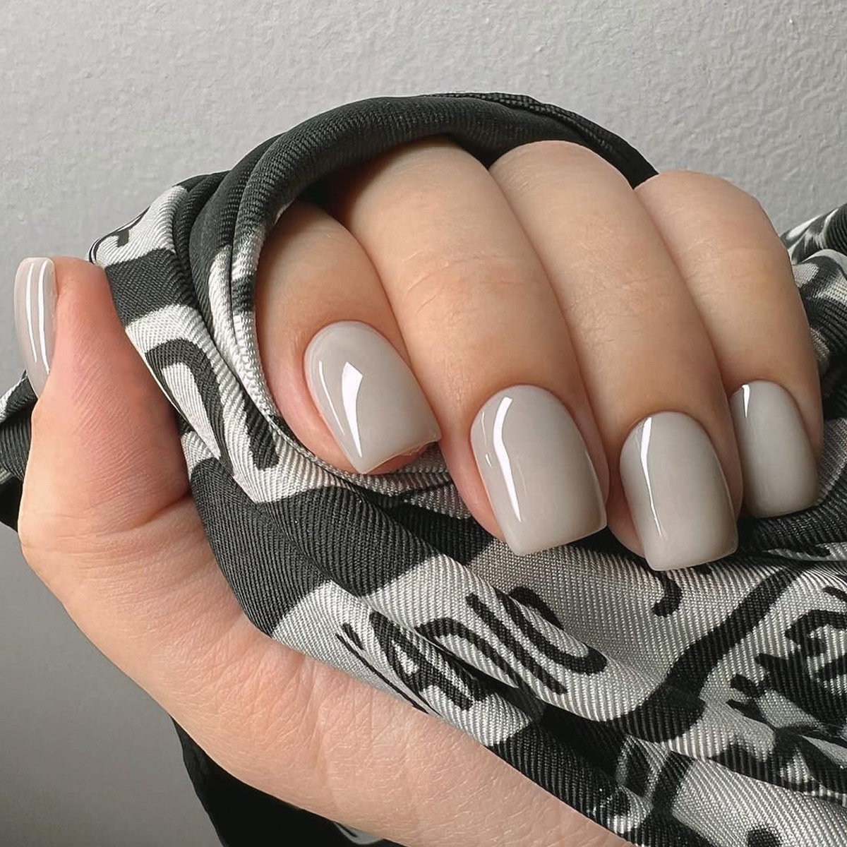 Nail Art Elegant - 24p French Short Solid Color False