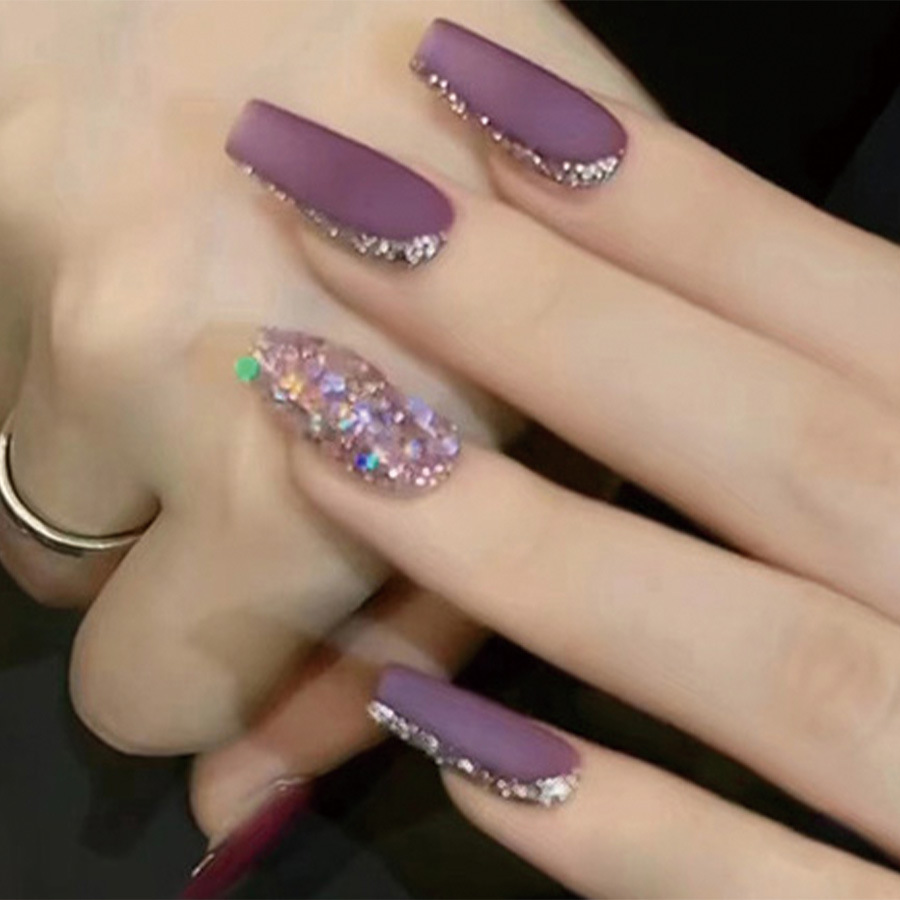 Nail Art Elegant - Frosted Grape Purple Elegant Goddess Mid-length